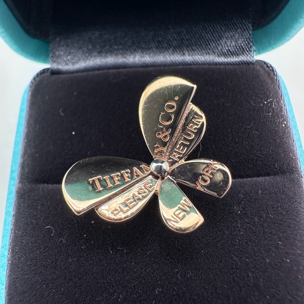 Tiffany & Co. New love bug butterfly size 5 18kt rose gold & 925 sterling silver - Picture 4 of 13